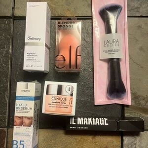 Clinique Moisture Surge with Beauty Tools Set